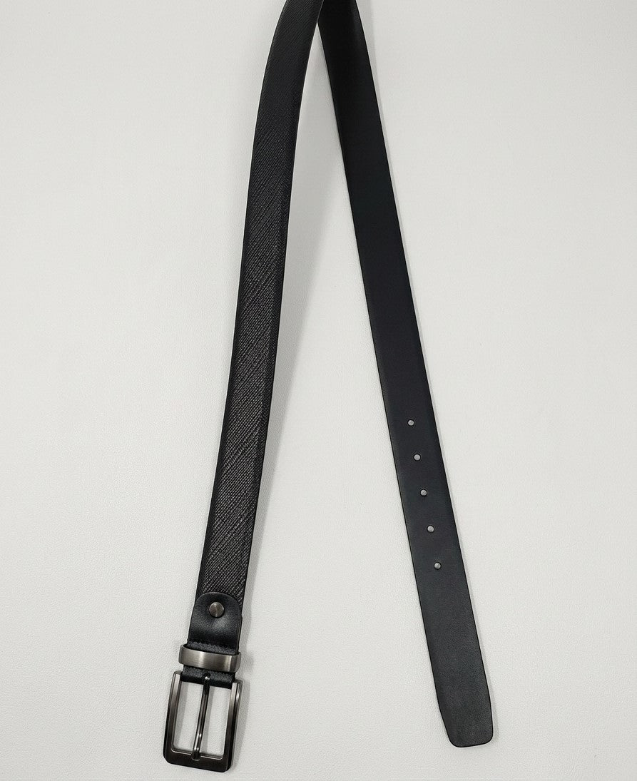 Classic Leather Belt with Contrast Stitching