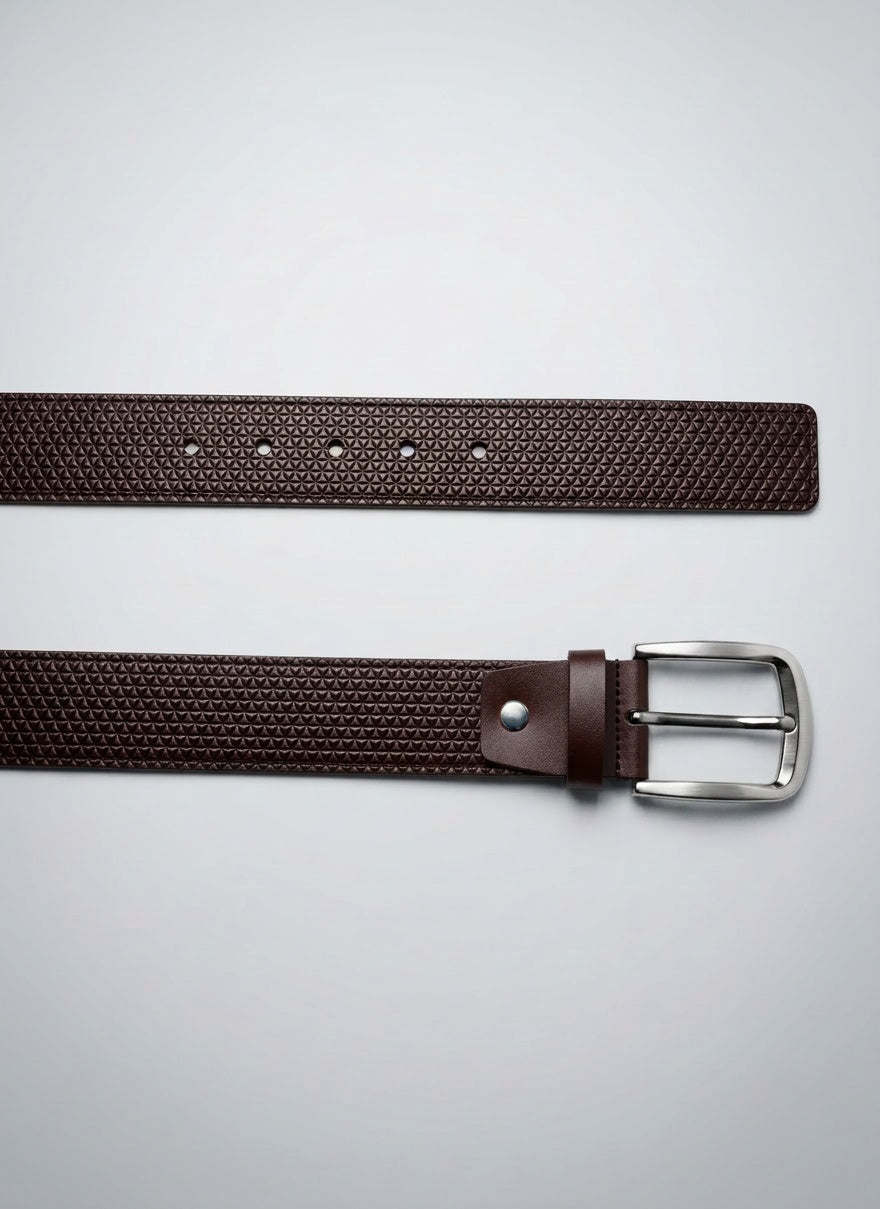 Classic Leather Belt with Contrast Stitching