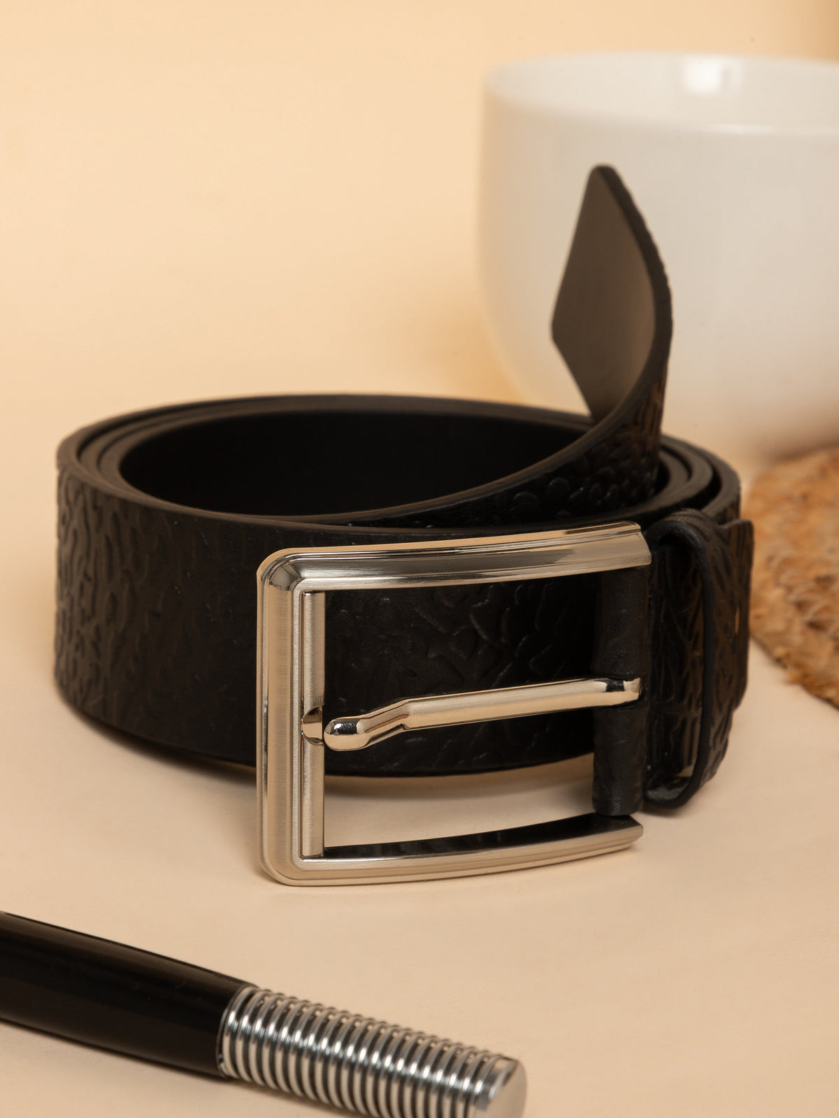 Bold Casual Leather Belt