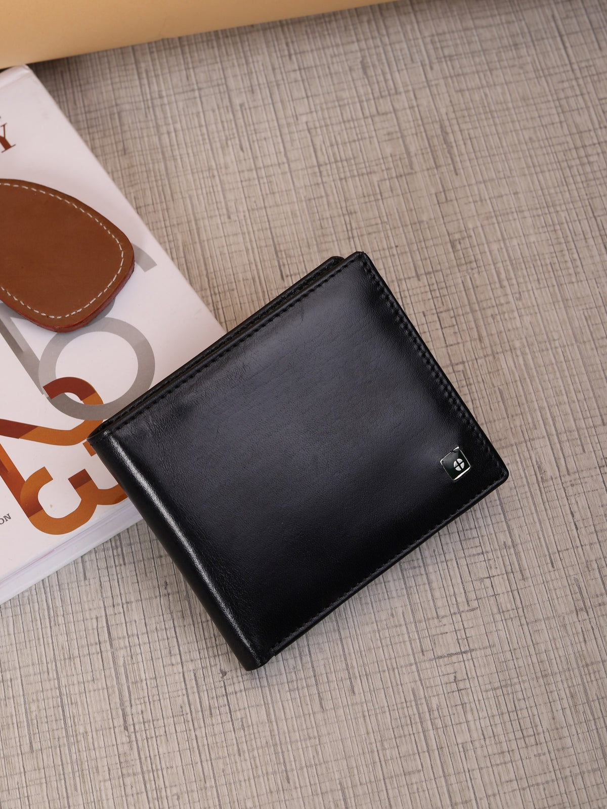 Ornate-Texture Leather Wallet