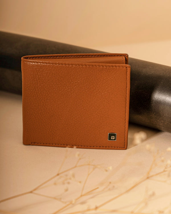 Textured Essential Leather Wallet