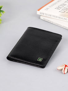 Classic Compact Leather Wallet