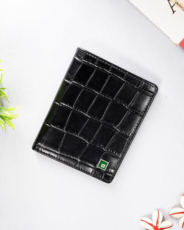 Essential Compact Leather Wallet