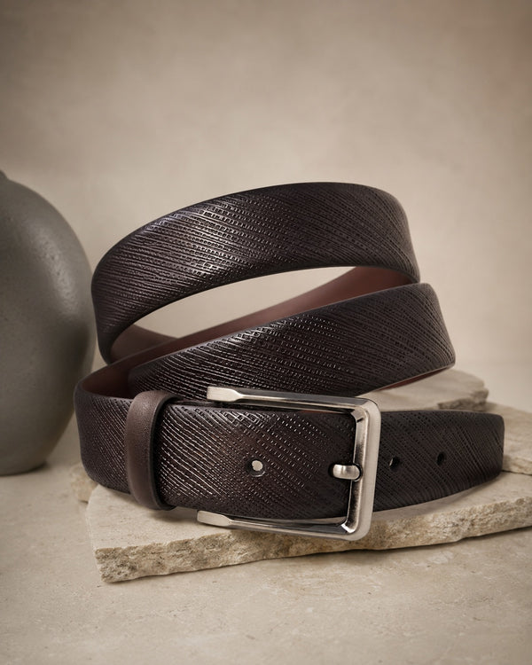 Classic Leather Belt with Contrast Stitching