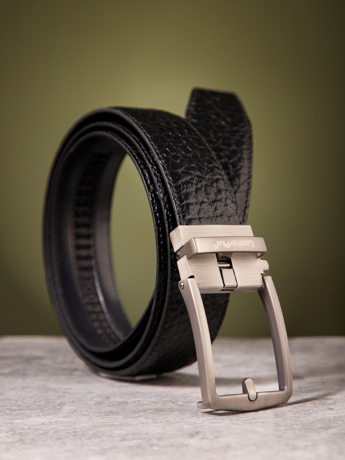 Plus Size Modern Autolock Leather Belt