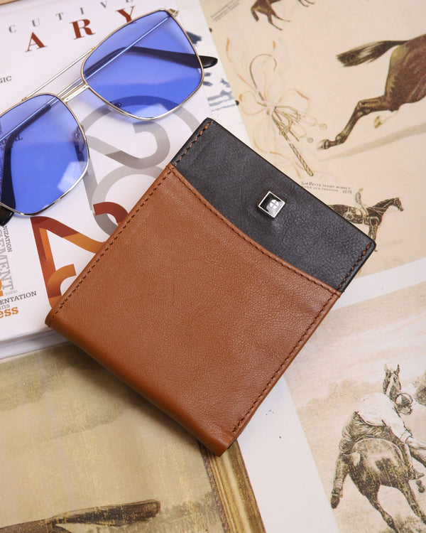 Essential Leather Wallet