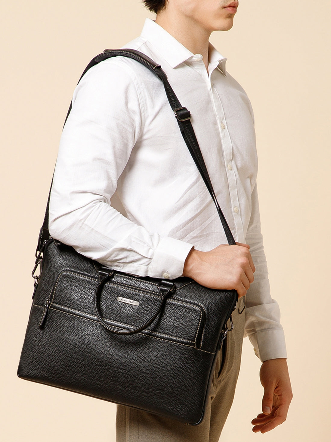 Contrast-Stitch Leather Laptop Sleeve