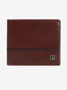 Intricate-Texture Leather Wallet