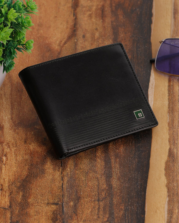 Intricate-Texture Leather Wallet