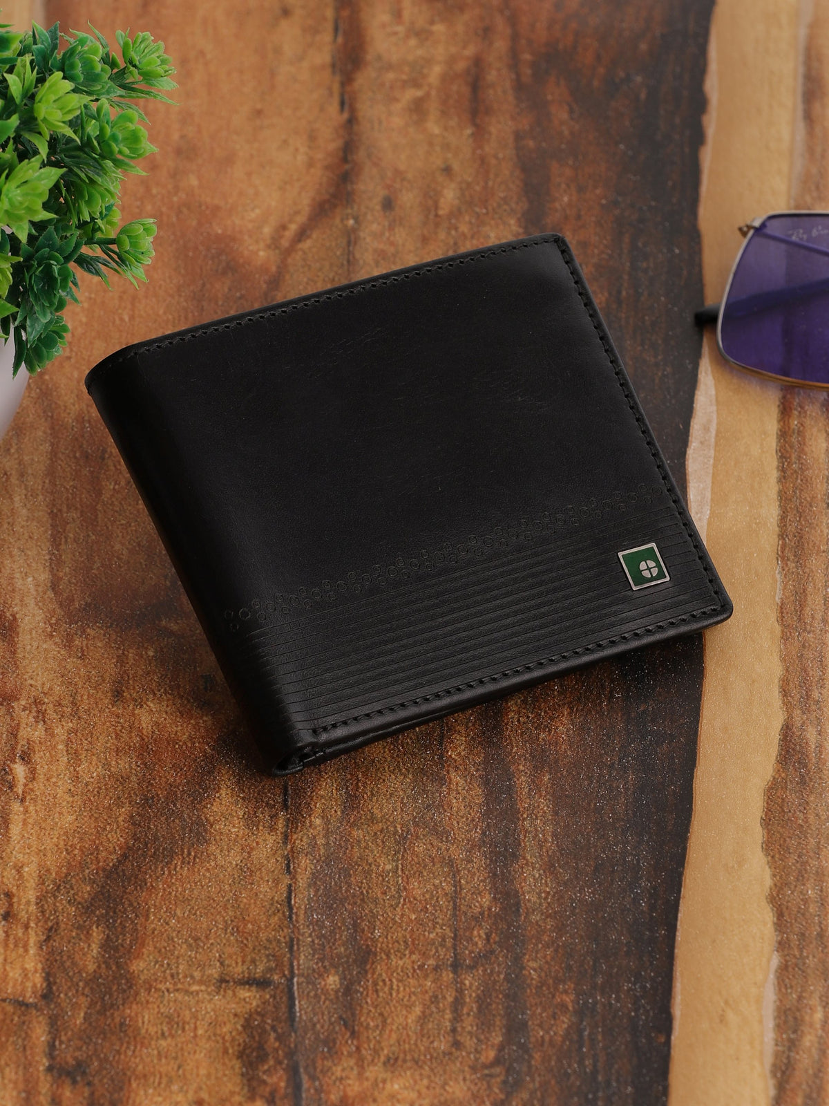 Intricate-Texture Leather Wallet