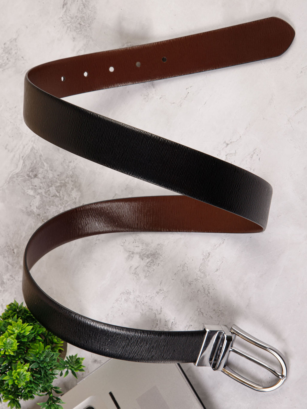 Plus Size Croc-Embossed Reversible Leather Belt